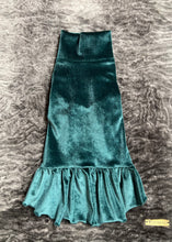 Load image into Gallery viewer, Long sleeve dress - Velvet green