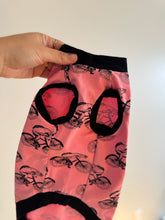 Charger l&#39;image dans la galerie, Camisole -  Poissons roses à velo PRÊT À PARTIR