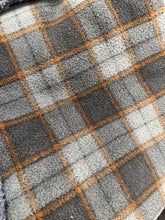 Charger l'image dans la galerie, Polar SANS MANCHE - Plaid foncé