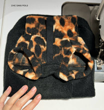 Load image into Gallery viewer, Kiwi - Cheetah &amp; Black