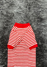 Load image into Gallery viewer, Striped crew neck - TitBiscuit
