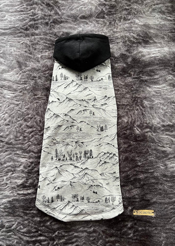 Long Curve Hooded Sweater - Mountains