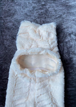 Load image into Gallery viewer, Small fur - Cream