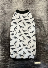 Load image into Gallery viewer, Crew neck - Whale