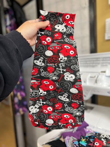 Turtleneck READY TO GO - Red Skulls heads