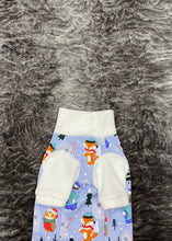 Load image into Gallery viewer, Long sleeve turtleneck - Winter animals and polar