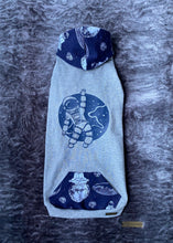 Load image into Gallery viewer, Long Hooded Sweater - Astronauts