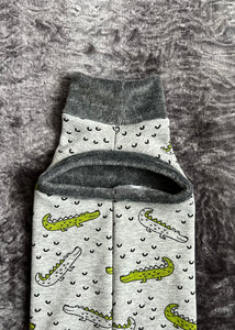 SLEEVELESS Cloud - Crocodiles 🐊
