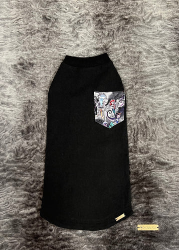 Curve T-shirt - Black Heart Princess