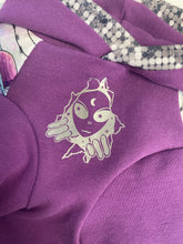 Load image into Gallery viewer, Long hooded sweater - CATALIEN 👽